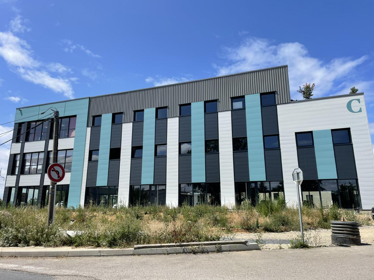 Local d'activité Genay 482m² Location local d'activité Genay Rhône OLACT2314548 4